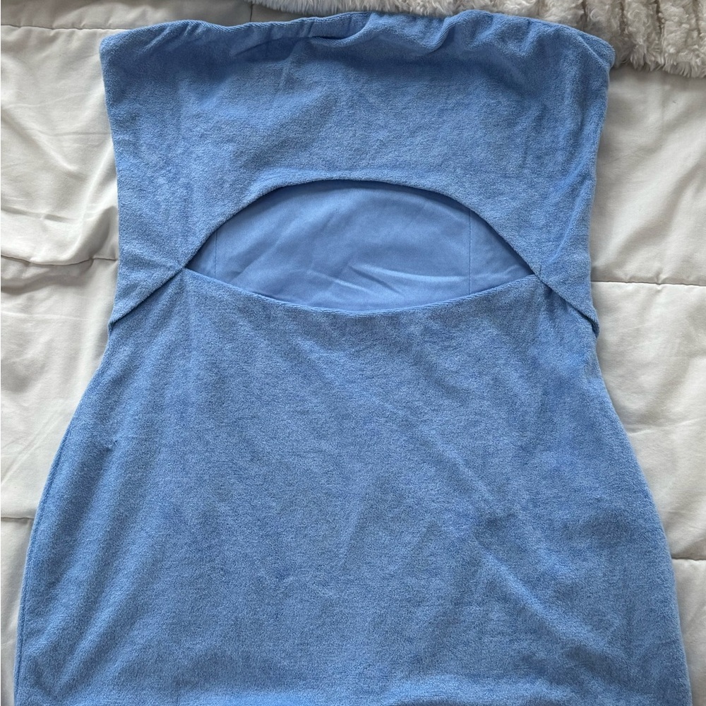 Blue Strapless romper with Cutout